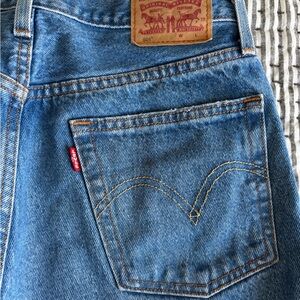 Levi's Classic Blue Jeans with Signature Stitching
